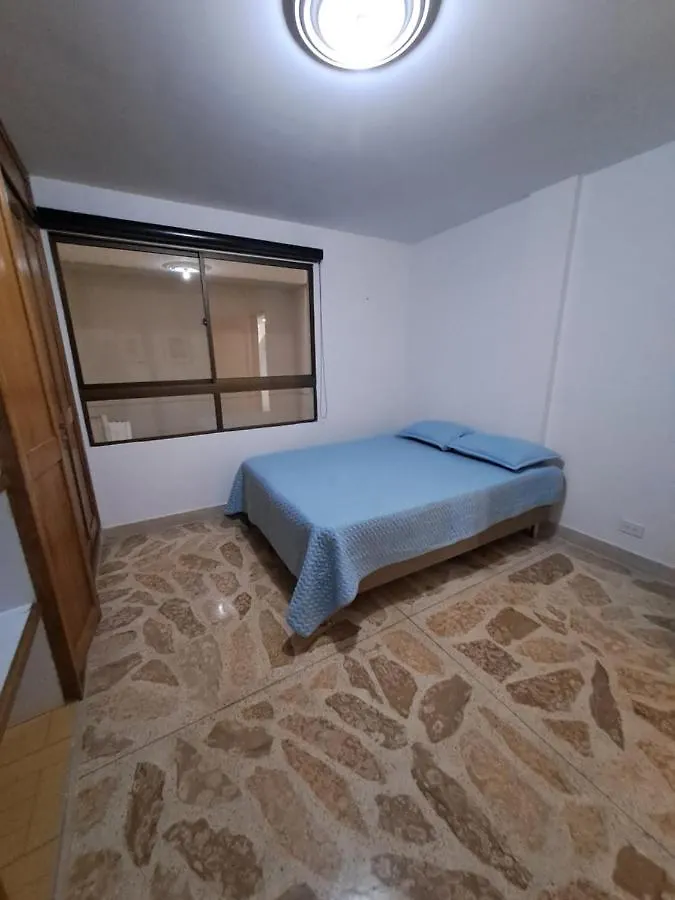 Apartamento En Los Colores Estadio 201-401-501 Medellín 0*,  Kolombiya